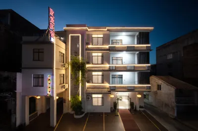 Liangyu Homestay (Beihai Old Street Scenic Area High-speed Railway Station) Hotel in zona Beihai Seafood Island