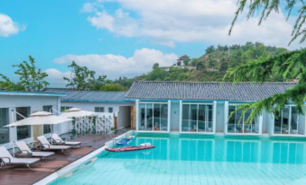 Luguhu Mukeqingsu Designer Boutique Resort Homestay