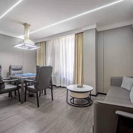 Berlin Hotel chenzhou (Heping Night Market)