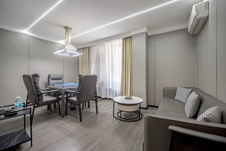 Berlin Hotel chenzhou (Heping Night Market) Отели рядом с достопримечательностью «Xiheshatan Park»