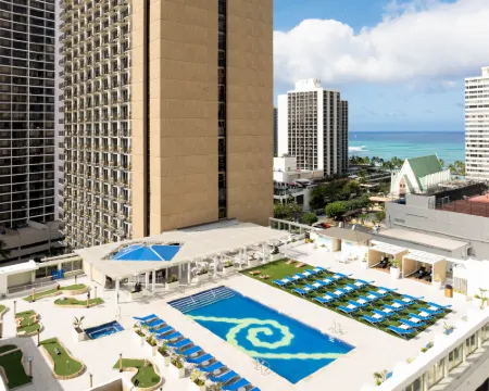 Hilton Waikiki Beach Resort & Spa Hotels in Honolulu