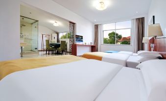Guangde Liyuan Business Hotel