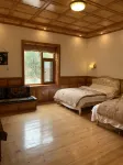 Shangri-La Jiyue Linka Homestay Các khách sạn gần Pudacuo National Park