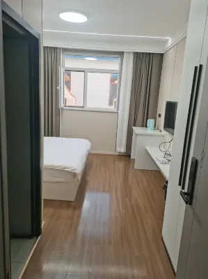 Barkol Youran Xiaoshe Homestay Hotels near Barkol Grassland