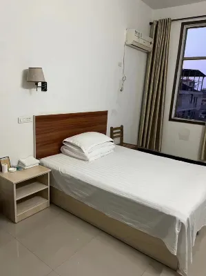 Qichun Grand Kyoto Hotel Hotels near Huanggang Qizhou Ancient City