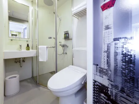 Far East Village Hotel Tokyo, Asakusa Отели рядом с достопримечательностью «Anritsuji Temple»