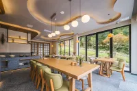 Floral Lux Hotel (Moskyland Hujian Villa by Jiuhua Mountain)