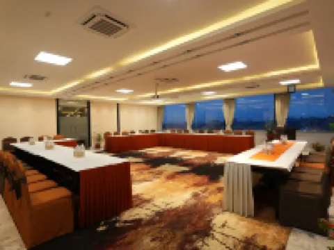 เอเพ็กซ์ บิซิเนส โรงแรม – ทริภูวัน อินเตอร์เนชั่นแนล แอร์พอร์ต, กาฐมาณฑุ โรงแรมในกาฐมาณฑุ