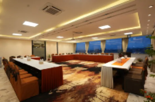 Apex Business Hotel - Tribhuvan International Airport, Kathmandu