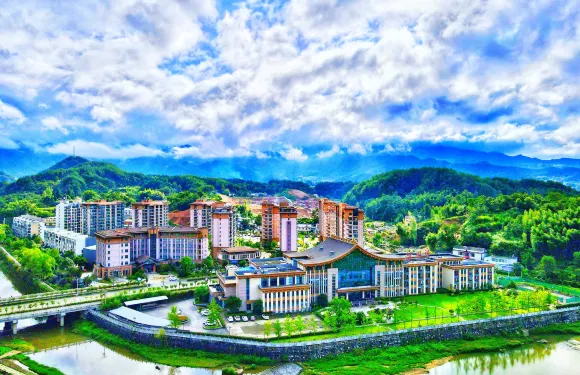 東方天悦灣温泉酒店