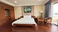Muong Thanh Grand Gia Lai Hotels in Phu Dong