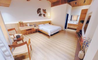 Yihou Courtyard Homestay