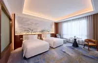 Phoenix International Hotel