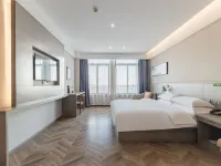 Leiketai Hotel (Feidong Wuyue Plaza Duihe Subway Station) Hotels in Feidong