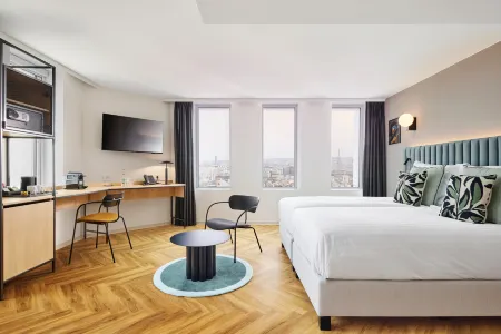 H4 Hotel Wyndham Paris Pleyel Resort Отели рядом с достопримечательностью «Groupe AFNOR»