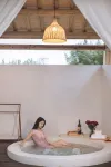 Anji Shanli Peninsula Waterfront Homestay (Near Happy Storm Water Park) - Romanttinen