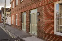Charles Hope Salisbury Centre Hotels near Salisbury Library