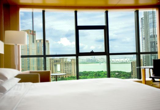 항저우 첸장신청 코트야드 호텔