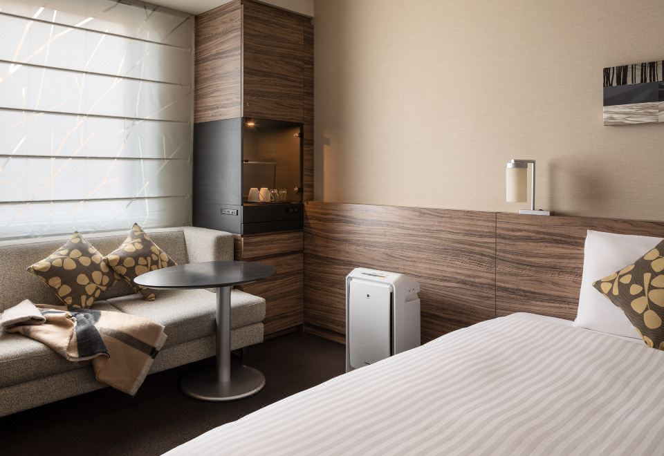 2. 미츠이 가든 호..