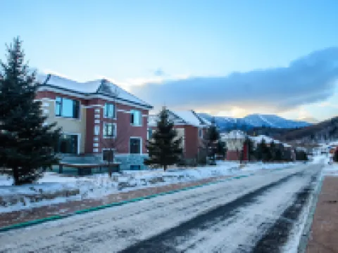 Yijing Boutique Homestay Hotels in Shangzhi