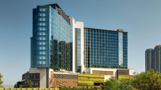 Sheraton Hong Kong Tung Chung Hotel