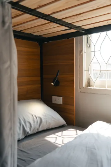 Mixed 6 Bed In Dorm 01