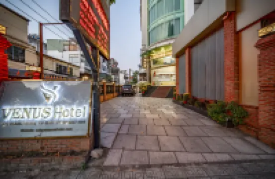 Khách sạn Venus Các khách sạn gần Trường Đại Học Văn Hiến