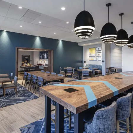 Hampton Inn Boston Woburn