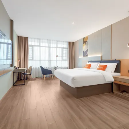 Selected Hotel (Aksu Jiefang South Road)