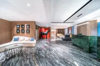 Yining Yijing Hotel (Six Star Street Scenic Area Branch)