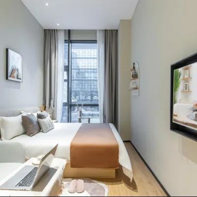 CJIA Premium Apartment (Shanghai Linkong Huiju Songhong Road Subway Station) Hotels near Beixinjing Station