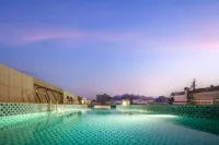 Lingshui Yicheng Hotel