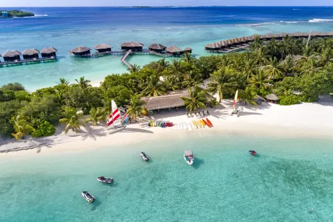 Sheraton Maldives Full Moon Resort & Spa