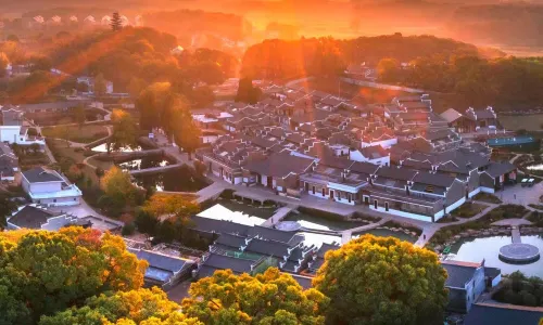 吉安釣源十里芳菲村落