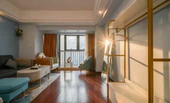 Liubai Cinema Luxury Boutique Hotel (Quanzhou Puxi Wanda Plaza)