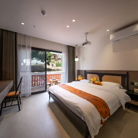 Jinglan Yazhu B&B Translation