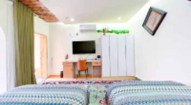 Tekes Muzi Bieyuan Homestay (Baguacheng Lijie Branch)