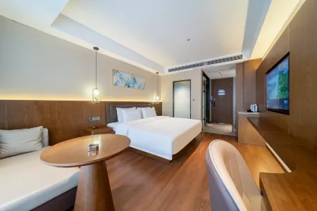 Junyi Hotel (Ziyun New Town)