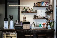 Dali Xianye Homestay - bar