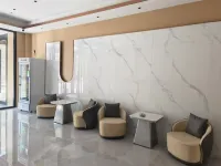 Zhongwei Qiyue Light Luxury Hotel (Gulou Xiangyang Pedestrian Street) - 2 stjerner