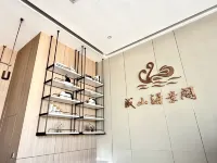 Zhongda Langyuan Seaview Pavilion Wellness Apartment - Condos