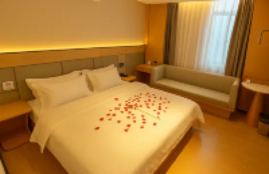 潮州雲季 CINEMA•ECOLOGICAL DESIGNER•設計酒店（潮安高鐵站店）