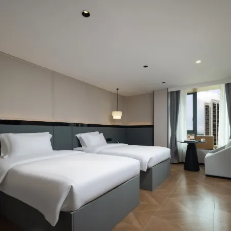 Oriental Dole Enjoyment Hotel (Oriental Culture Square High speed Railway Station Branch)