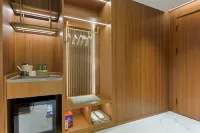 CLOUDS HOTEL Hotel di Chishui