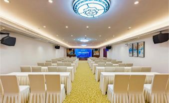 Vienna Hotel (Chaozhou Ancient City People's Square) - Housity
