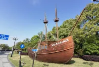 Grammy Holiday Hotel