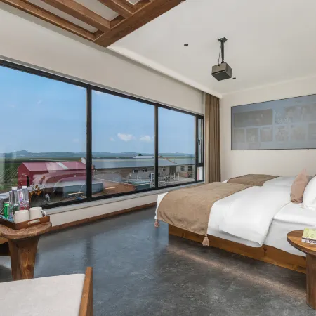 Huishanli-Rewild-Design Guesthouse (Datanzhen)