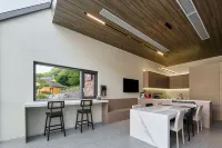 凡是嶼見·山景野奢設計師Villa（普陀山機場蜈蚣峙碼頭店）