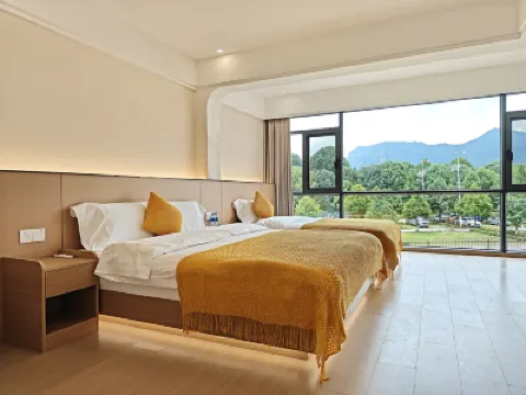 Kunming Xindi Chinese Inn (Dianchi Lake Haigeng Dam) Hotels near Haigeng Dam