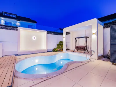 Suzhou Shanshui Ge Boutique Inn (Taihu Xishan Scenic Area) Hotel in zona Linwu Cave